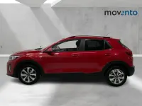 Usado Kia Stonic 100 CV (73 kW) 2021 Rojo SUV