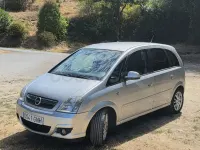 Usado Opel Meriva 100 CV (73 kW) 2009 Gris / plata Monovolumen