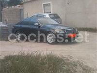 Usado Mercedes C220 Avantgarde 150 CV (110 kW) 2007 Negro Berlina