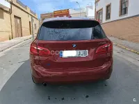 Usado BMW 218 150 CV (110 kW) 2015 Rojo Familiar