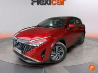 Usado Nissan Qashqai Acenta 140 HP (102 kW) 2025 Vermelho SUV