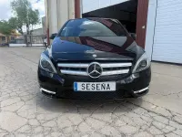 Usado Mercedes B200 136 CV (100 kW) 2014 Negro Monovolumen