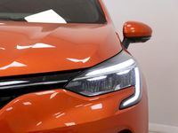 Usado Renault Clio IV Zen 85 CV (62 kW) 2019 Naranja Berlina