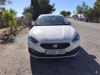 Usado Seat Leon Style 115 CV (84 kW) 2021 Blanco Familiar