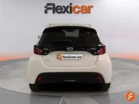 Usado Toyota Yaris Hybrid Business Edition 116 CV (85 kW) 2022 Blanco Berlina