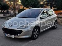 Usado Peugeot 307 110 CV (80 kW) 2005 Gris / plata Berlina