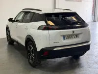 Usado Peugeot 2008 Allure 110 CV (80 kW) 2022 Blanco SUV
