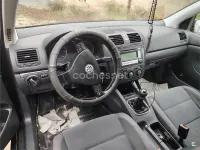 Usado VW Golf IV Conceptline 90 CV (66 kW) 2005 Negro Berlina