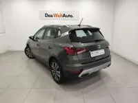 Usado Seat Arona Xperience 116 CV (85 kW) 2025 Gris / plata SUV