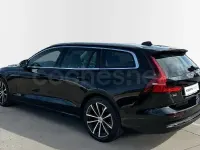 Usado Volvo V60 Core 350 CV (257 kW) 2025 Negro Familiar