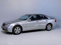 Usado Mercedes E280 Avantgarde 230 CV (169 kW) 2006 Plateado Berlina