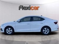 Usado Skoda Octavia Ambition 150 HP (110 kW) 2022 Branco Citadino