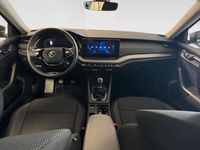 Usado Skoda Octavia Ambition 115 CV (84 kW) 2024 Gris Familiar