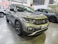 Usado VW T-Cross Sportline 110 CV (80 kW) 2022 Gris / plata SUV
