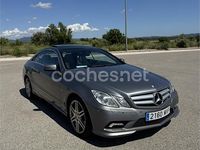 Usado Mercedes E250 204 CV (150 kW) 2011 Gris / plata Coupe