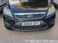 Usado Ford Focus Trend 100 CV (73 kW) 2008 Negro Berlina