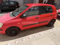 Usado Hyundai Getz 63 CV (46 kW) 2005 Rojo Utilitario