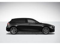 Usado Mercedes A180 115 CV (84 kW) 2024 Negro Utilitario