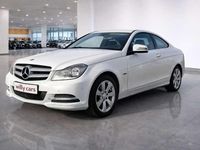 Usado Mercedes C180 156 CV (114 kW) 2011 Blanco Berlina