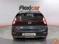Usado Hyundai Bayon 84 CV (61 kW) 2024 Gris SUV