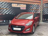 Usado Hyundai i30 101 CV (74 kW) 2015 Burdeos Utilitario