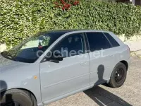 Usado Audi A3 Ambition 125 CV (91 kW) 2000 Gris / plata Utilitario