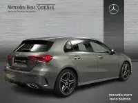 Usado Mercedes A180 AMG line 116 CV (85 kW) 2022 Gris Berlina