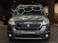 Usado Peugeot Partner Tepee Style 120 CV (88 kW) 2017 Gris / plata Monovolumen