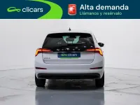 Usado Skoda Scala Ambition 110 CV (80 kW) 2023 Blanco Utilitario