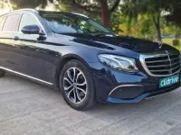 Usado Mercedes E220 194 CV (142 kW) 2018 Negro Familiar