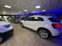 Usado Mercedes GLA200 Urban 136 CV (100 kW) 2016 Blanco SUV