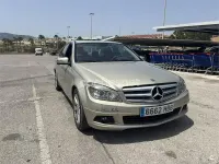 Usado Mercedes C200 136 CV (100 kW) 2010 Beige Berlina