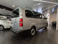Usado Peugeot Expert 150 CV (110 kW) 2018 Gris Van