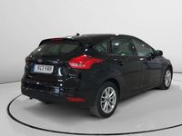 Usado Ford Focus Trend+ 121 CV (88 kW) 2018 Negro Utilitario