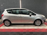Usado Opel Meriva Selective 110 CV (80 kW) 2012 Gris / plata Monovolumen