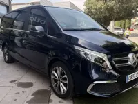 Usado Mercedes V250 Avantgarde 190 CV (139 kW) 2021 Azul Monovolumen