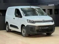 Usado Citroën e-Berlingo 102 CV (75 kW) 2022 Blanco Van