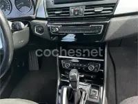 Usado BMW 225 Active Tourer iPerformance 224 CV (164 kW) 2017 Gris / plata Monovolumen
