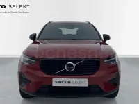 Usado Volvo XC40 Plus 163 CV (119 kW) 2024 Rojo SUV