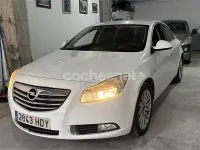 Usado Opel Insignia Cosmo 130 CV (95 kW) 2011 Blanco Berlina