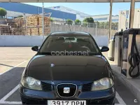 Usado Seat Ibiza Fresh 100 CV (73 kW) 2005 Negro Utilitario