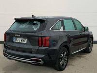 Usado Kia Sorento 265 CV (194 kW) 2023 Gris / plata SUV