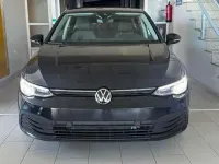 Usado VW Golf VIII Life 150 CV (110 kW) 2022 Negro Utilitario
