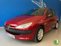 Usado Peugeot 206 75 CV (55 kW) 2006 Granate Berlina