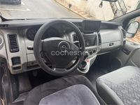 Usado Opel Vivaro 125 CV (91 kW) 2017 Negro Monovolumen