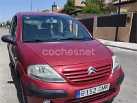 Usado Citroën C3 70 CV (51 kW) 2003 Rojo Berlina