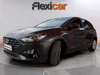 Usado Hyundai i30 111 CV (81 kW) 2022 Gris Berlina