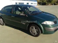 Usado Renault Mégane Privilege 120 CV (88 kW) 2004 Verde Berlina