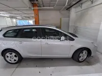 Usado Opel Astra Business 130 CV (95 kW) 2013 Blanco Familiar