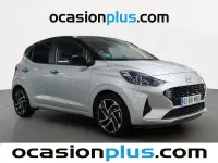 Usado Hyundai i10 84 CV (61 kW) 2022 Gris plata Utilitario